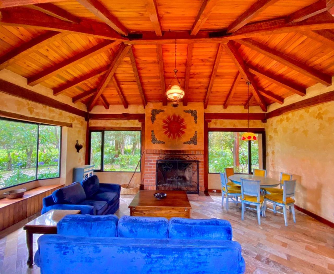 Hacienda San Juan De La Vega Acomodação com café da manhã Otavalo Exterior foto
