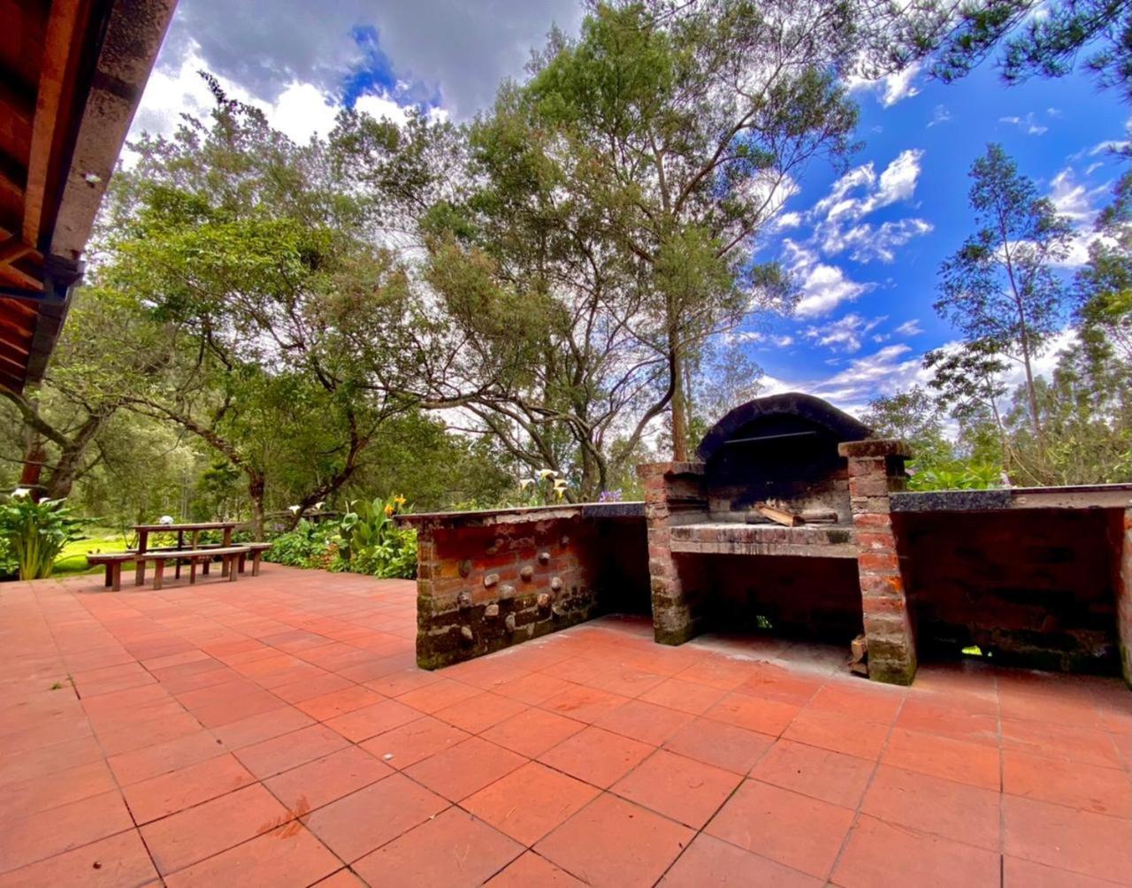 Hacienda San Juan De La Vega Acomodação com café da manhã Otavalo Exterior foto