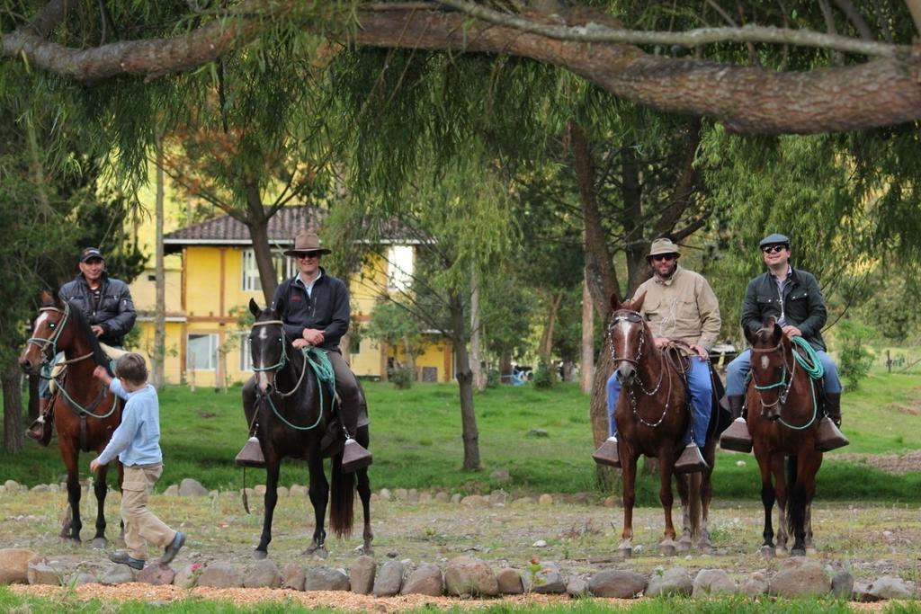 Hacienda San Juan De La Vega Acomodação com café da manhã Otavalo Quarto foto